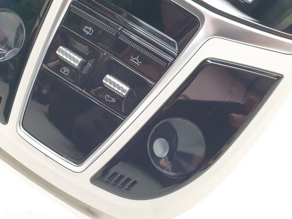 LAMPKA PODSUFITKI KABINY SCHOWEK BAIC BEIJING 7 X75 2024 - 3