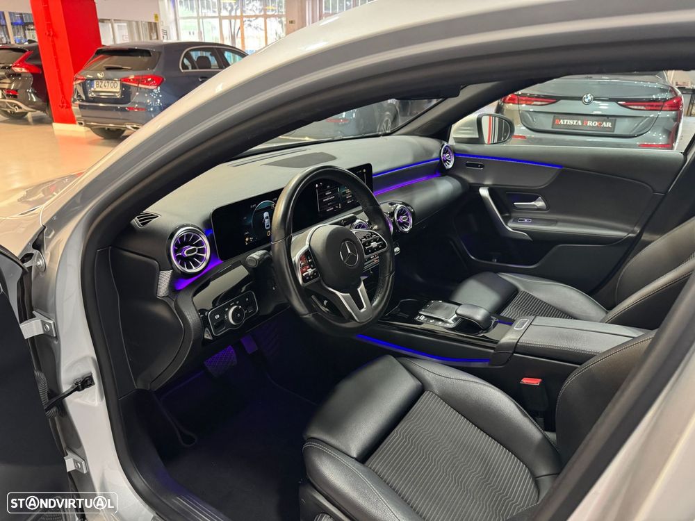 Mercedes-Benz A 180 Limousine d Style Plus Aut. - 26