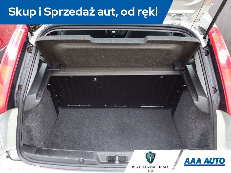 Fiat Punto 2012 - 15