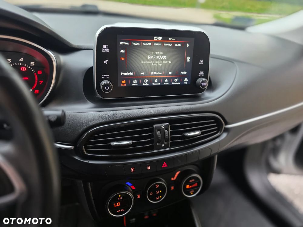 Fiat Tipo 1.4 16v Lounge - 30
