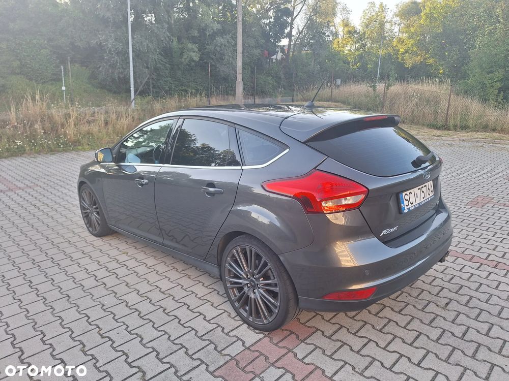 Ford Focus 1.5 EcoBoost Titanium ASS - 8