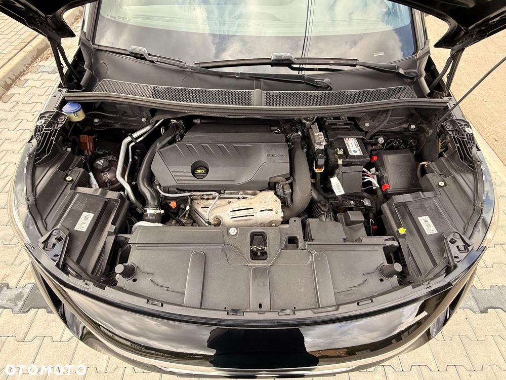 Peugeot 3008 1.6 PureTech GPF GT Line S&S EAT8 - 41