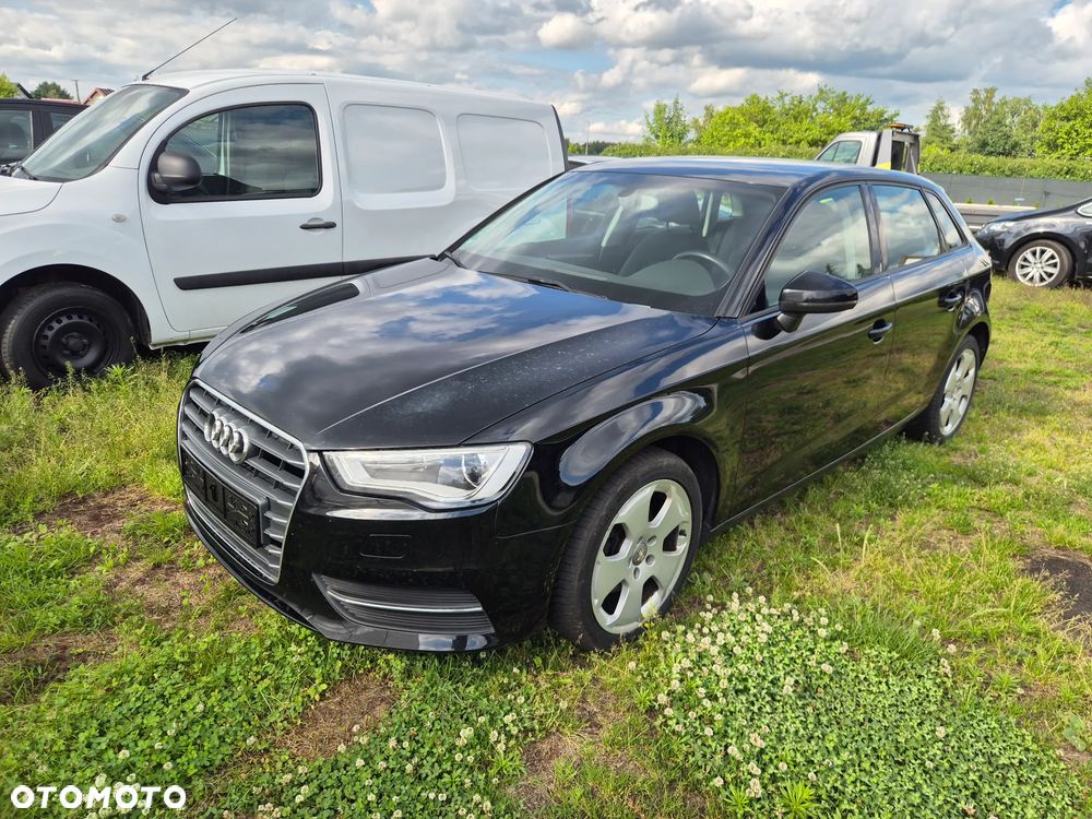 Audi A3 Sportback 1.6 TDI Attraction - 10
