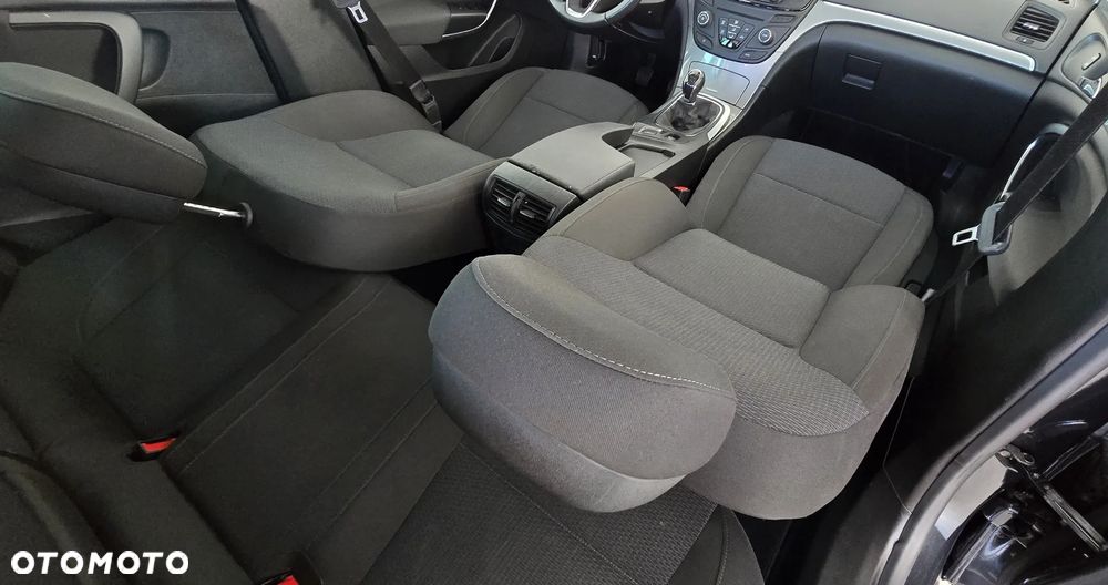 Opel Insignia - 28