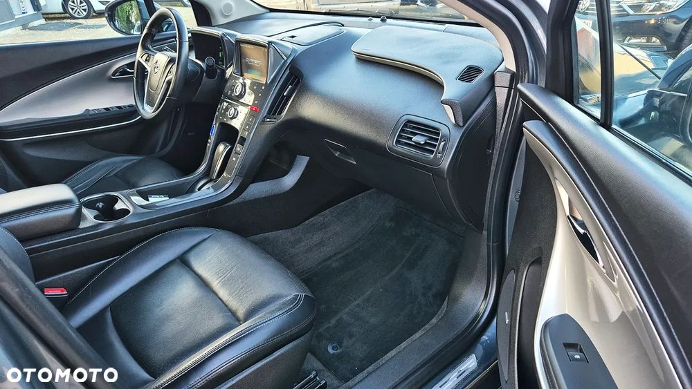 Opel Ampera - 38