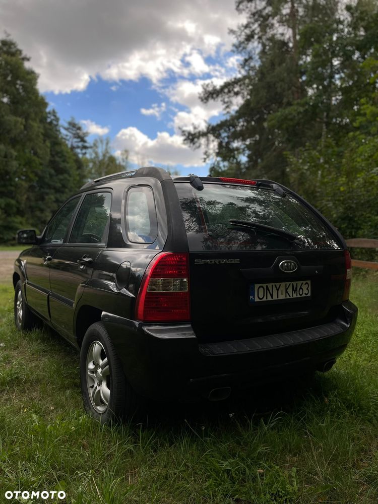 Kia Sportage 2.0 CRDi Tour - 6