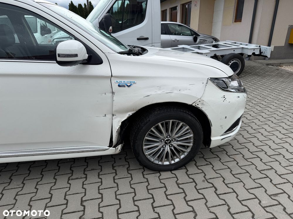 Mitsubishi Outlander 2.4 4WD Diamant - 5