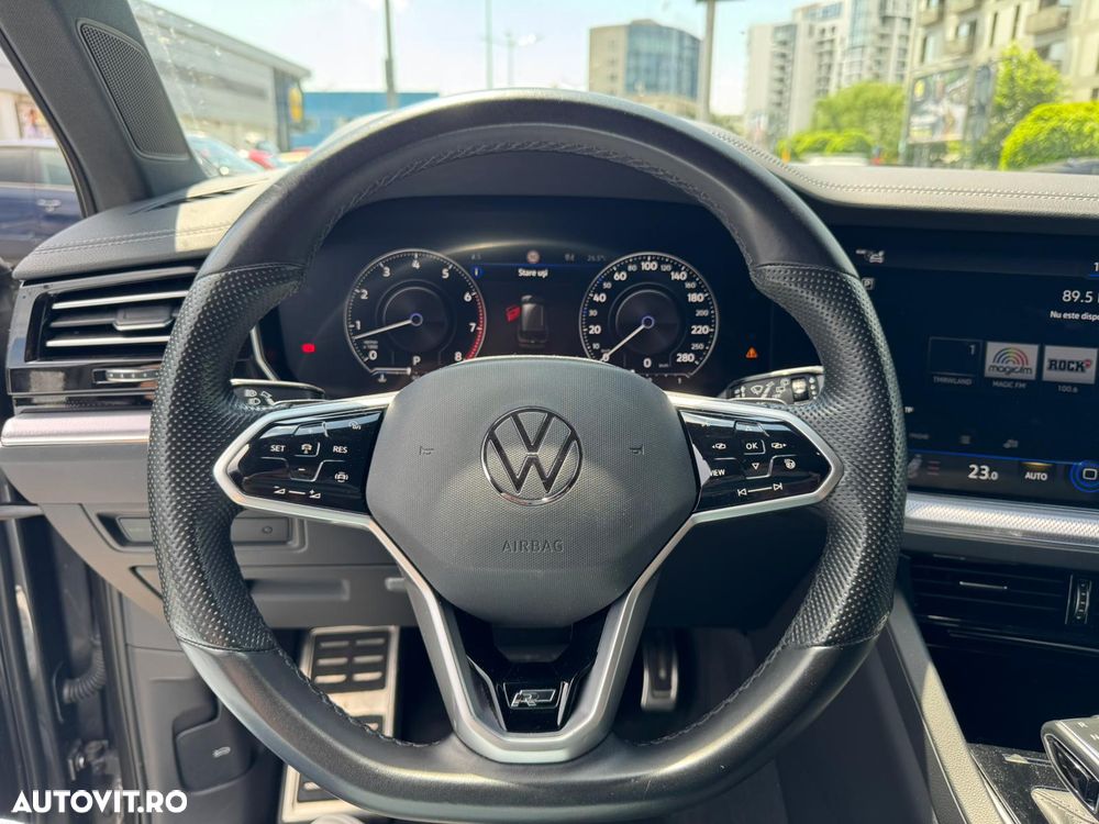 Volkswagen Touareg V6 TSI R-Style - 17