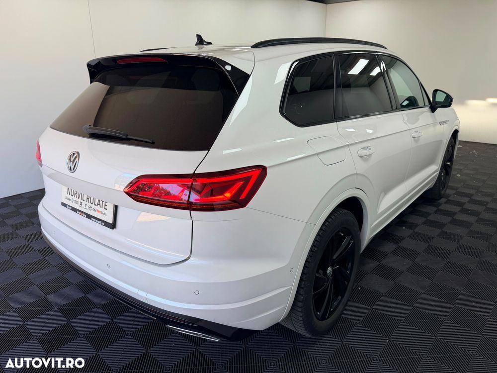 Volkswagen Touareg 3.0 V6 TDI 4Motion DPF Automatik R-Line - 34
