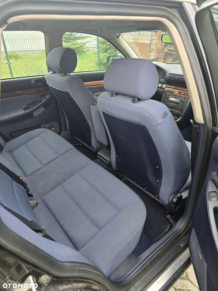 Audi A4 Avant 2.5 TDI - 13