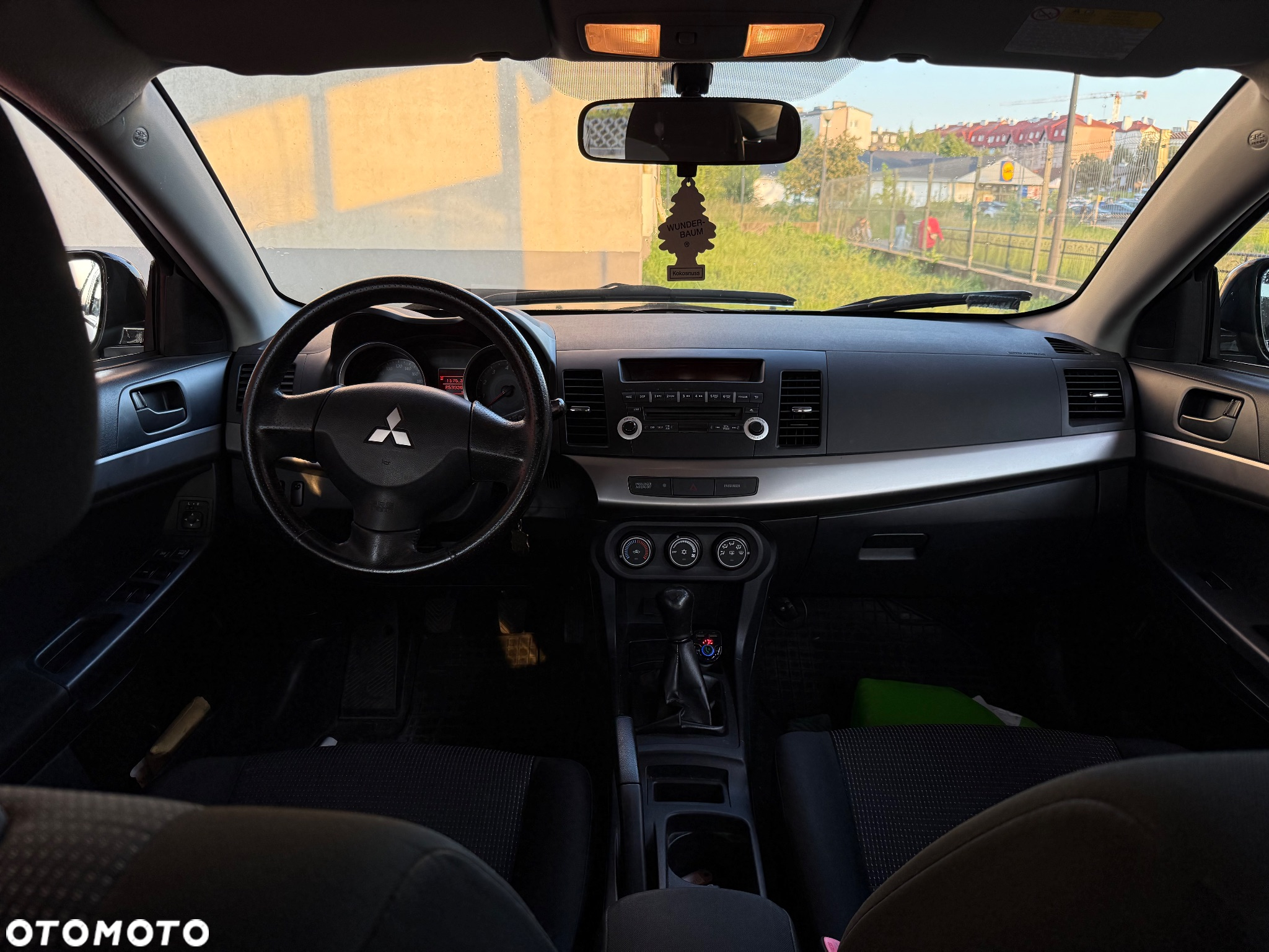 Mitsubishi Lancer 1.8 Intense - 9