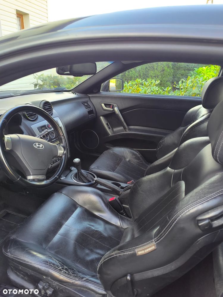 Hyundai Coupe - 8