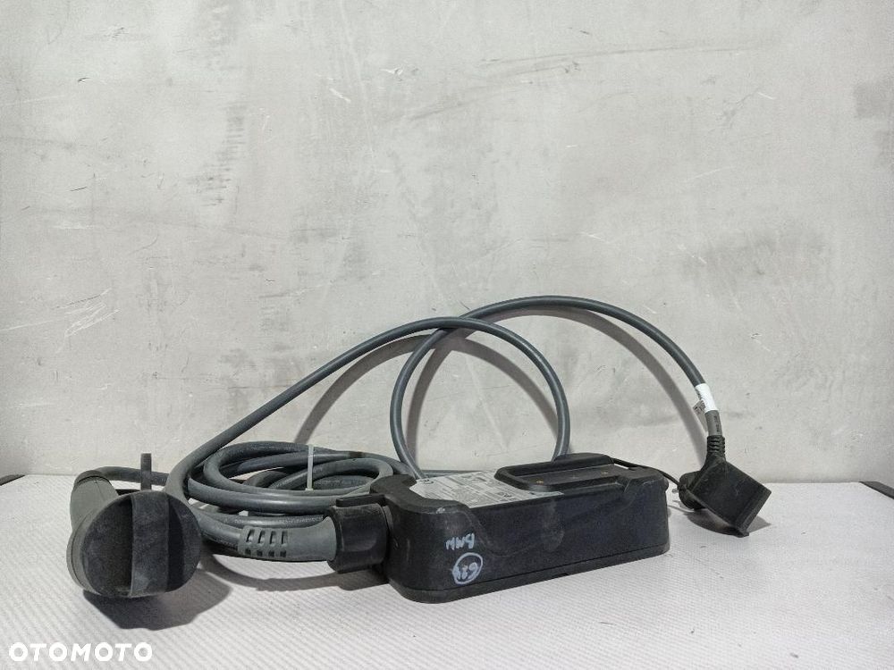 ŁADOWARKA 10A BMW 8490521-06 - 1