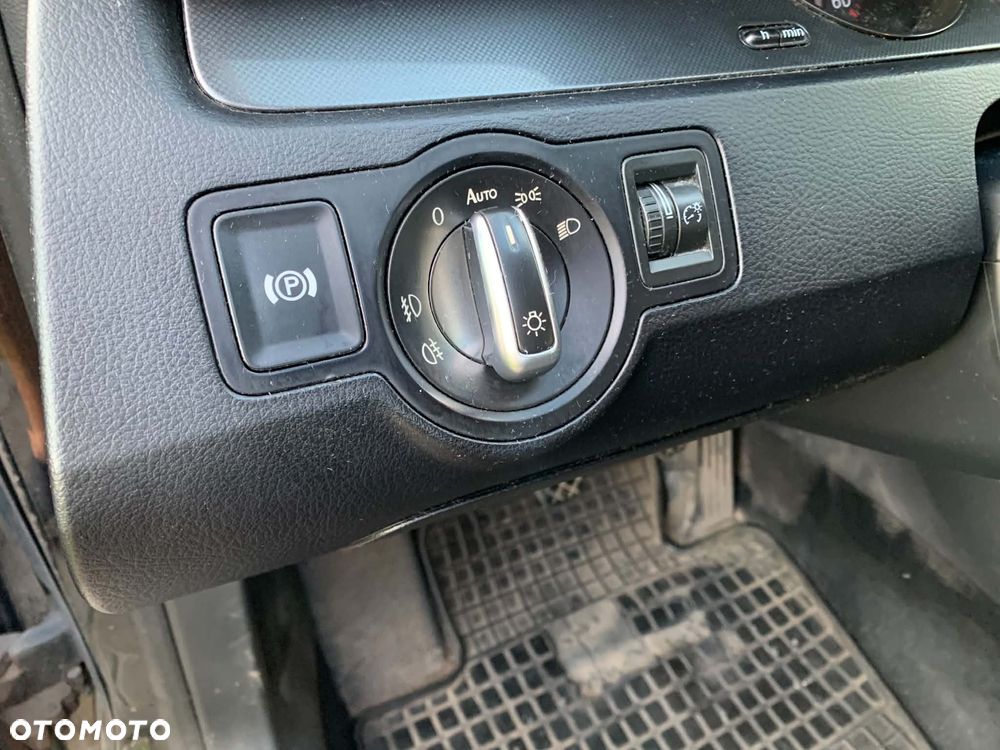 Volkswagen Passat 2.0 TDI DPF Trendline - 3
