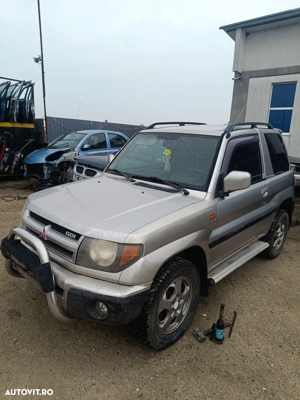 Dezmembrez mitsubishi pajero pinin 1.8 gdi