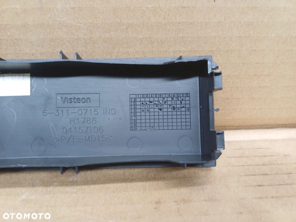 Zaślepka konsoli 9682026077 Citroen Berlingo II Peugeot Partner 08-18 - 9
