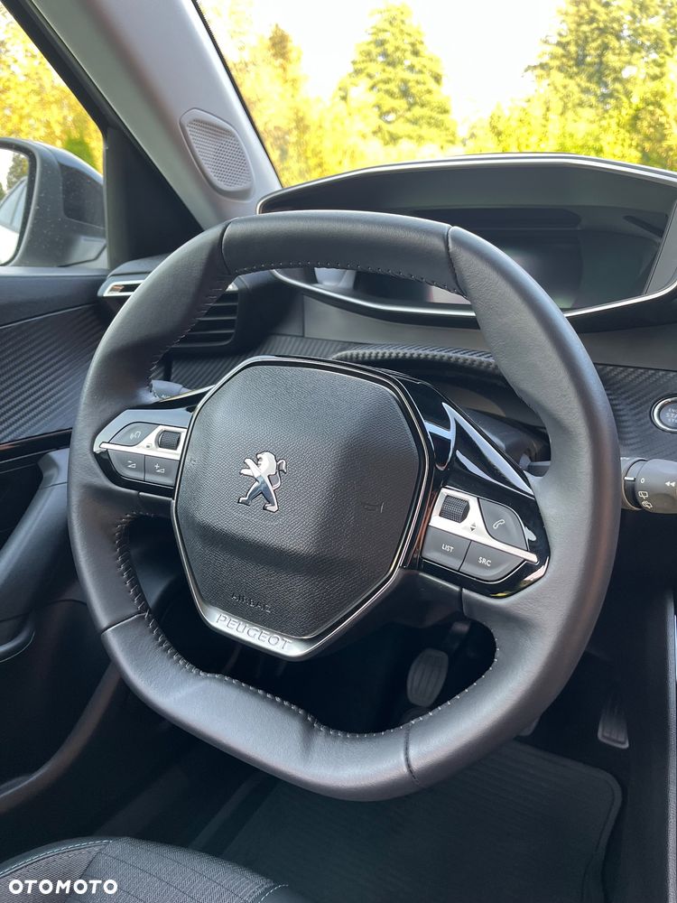 Peugeot 2008 1.2 PureTech Allure Pack S&S - 33