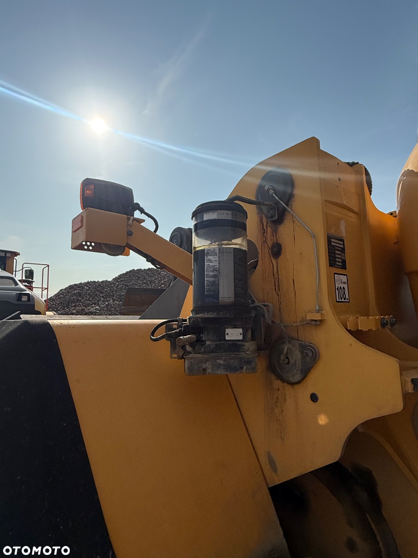 Volvo L180G - 8