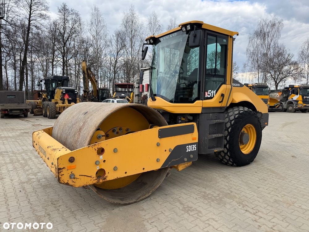 Volvo SD135 , BW213 , H13i - 2