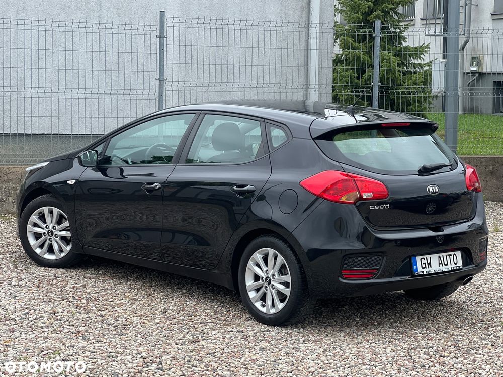 Kia Ceed 1.4 Vision - 10