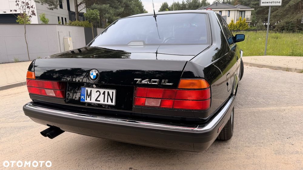 BMW Seria 7 - 8