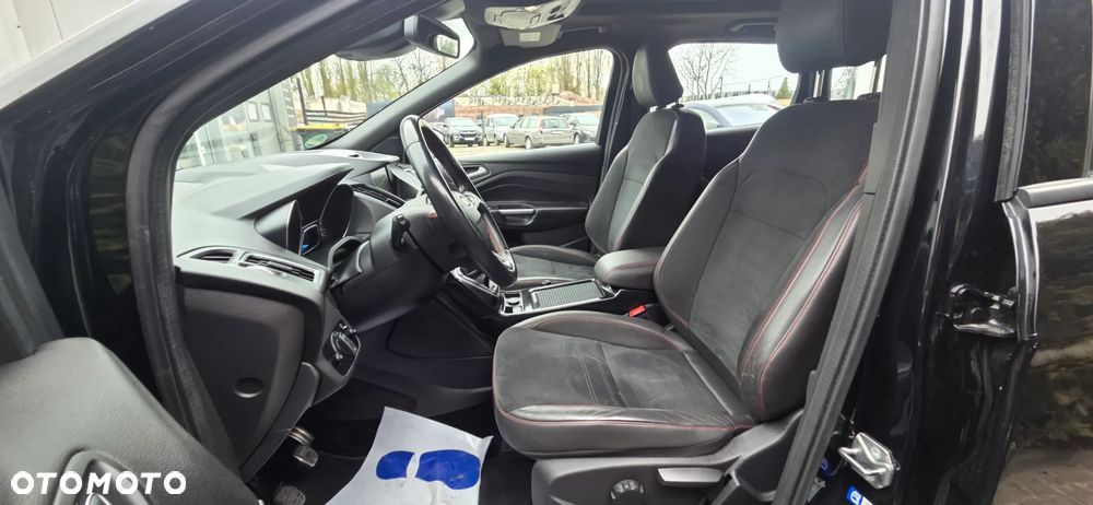 Ford Kuga 2.0 TDCi 4WD Titanium Plus - 32