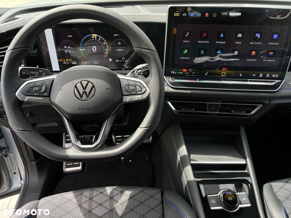 Volkswagen Tiguan - 31