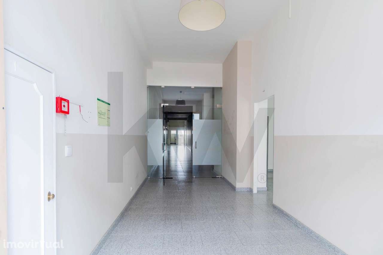 Loja com 300 m2 - valor de condomínio irrisório. - Grande imagem: 3/44