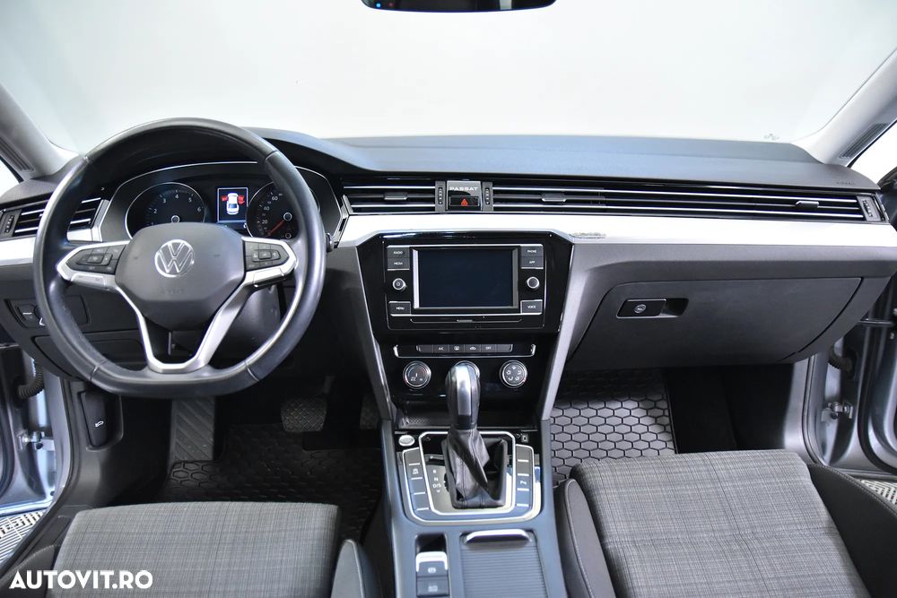 Volkswagen Passat - 9