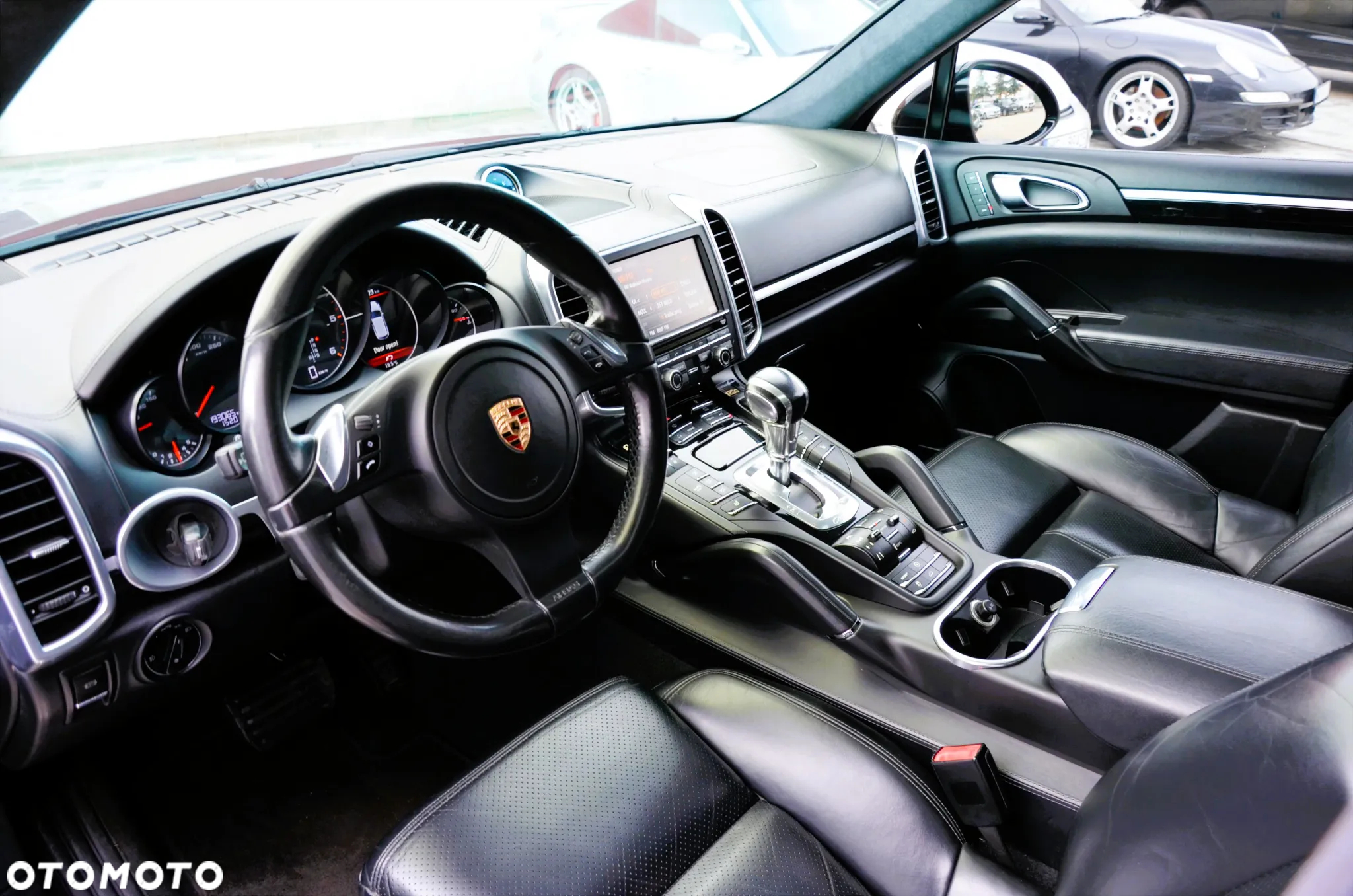 Porsche Cayenne Diesel Platinum Edition - 12
