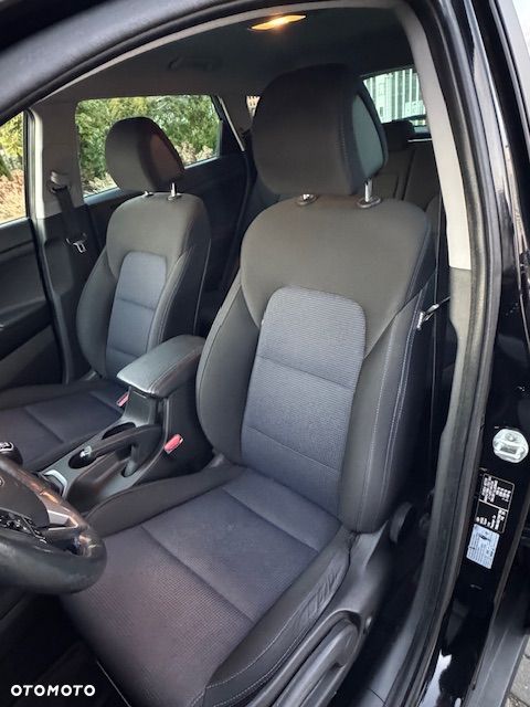 Hyundai Tucson 1.6 GDI BlueDrive Comfort 2WD - 11