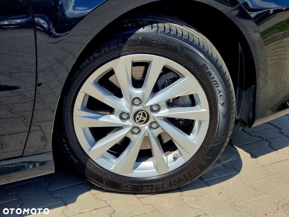 Toyota Camry 2.5 Hybrid Comfort CVT - 7