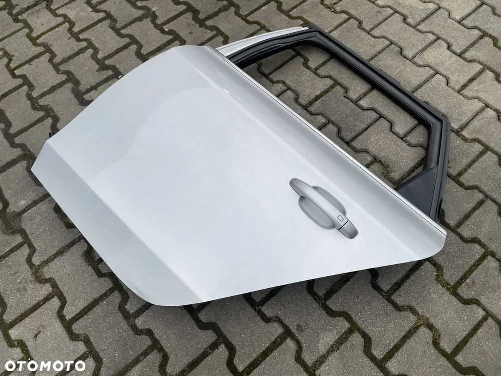 Audi A4 B8 Avant kombi drzwi tył tylne lewe LX7W. - 1