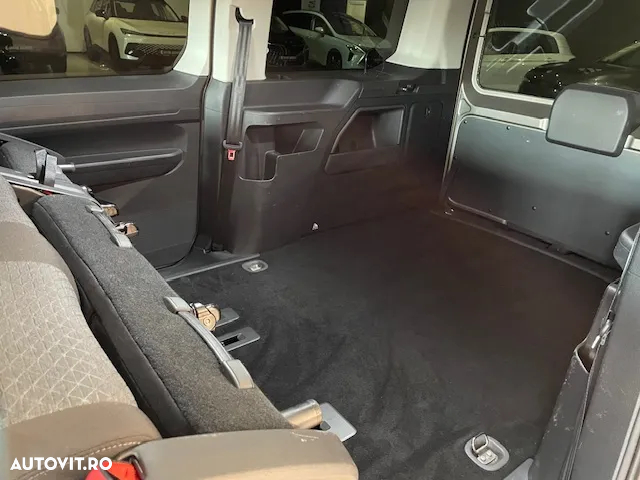 Ford Tourneo Connect 2.0L EcoBlue LWB Titanium - 13