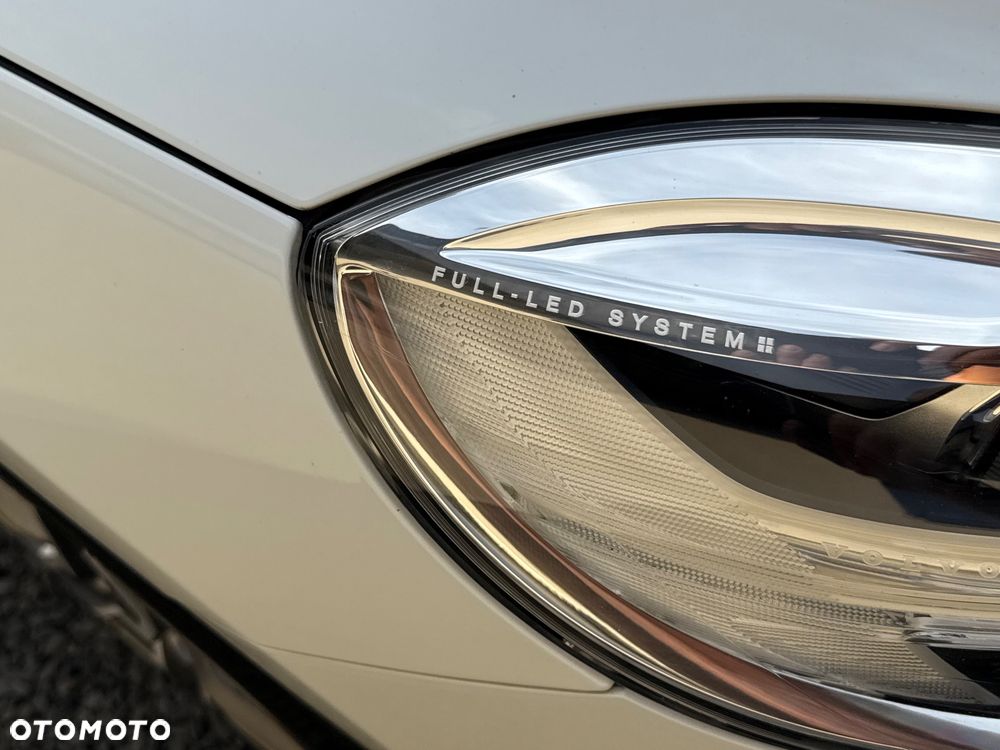 Volvo V40 D2 Geartronic Momentum - 9