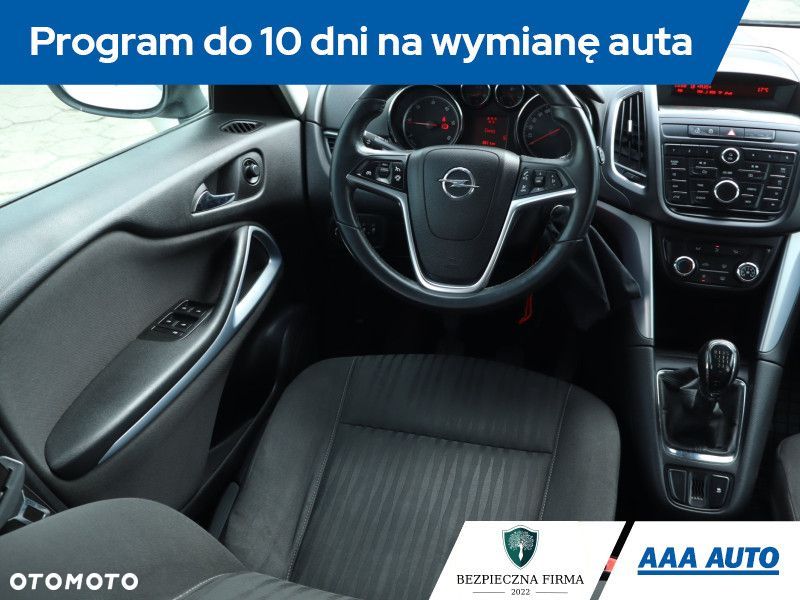 Opel Zafira - 9