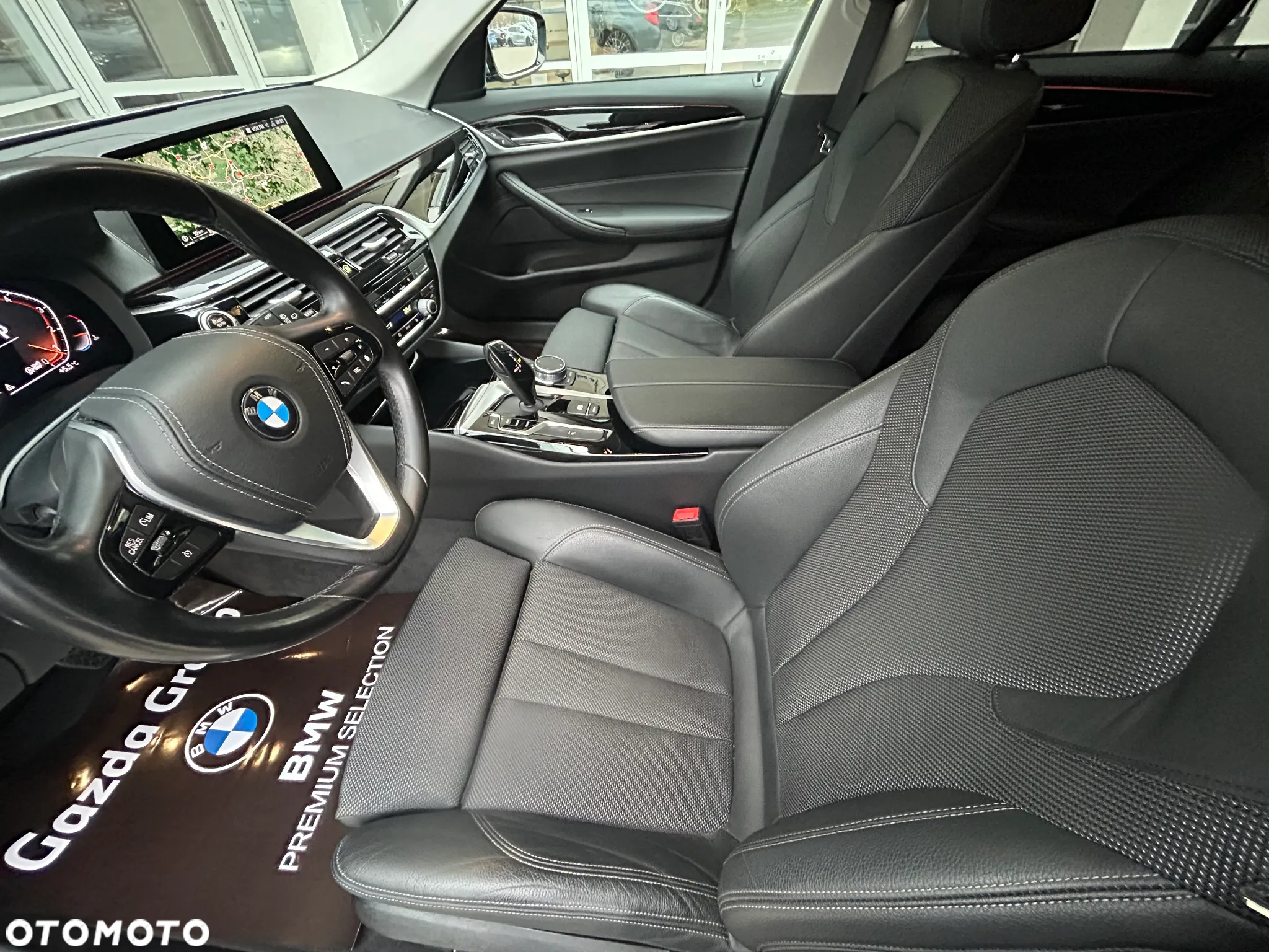 BMW Seria 5 530i xDrive Sport Line sport - 17