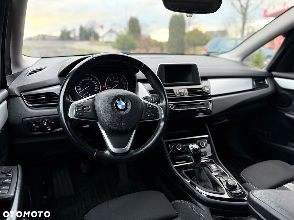 BMW Seria 2 216i Advantage - 10