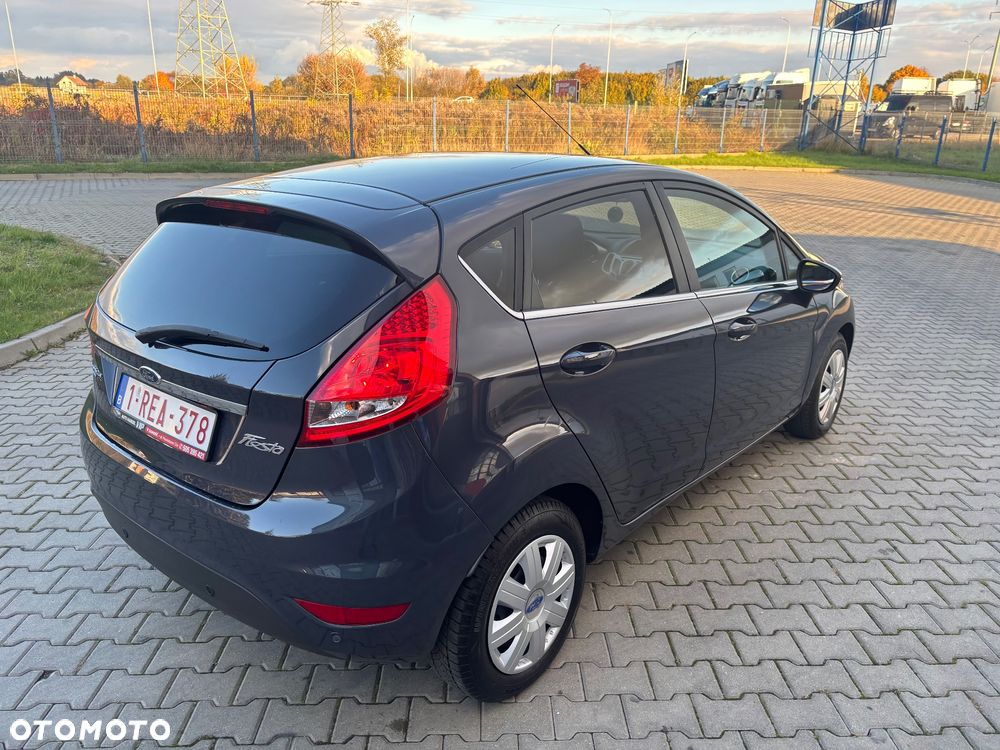 Ford Fiesta 1.6 TDCI Titanium - 9