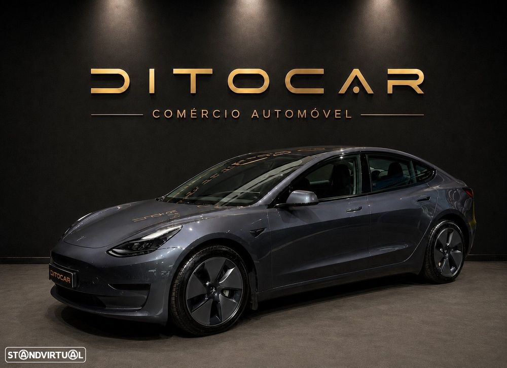 Tesla Model 3 Standard Range Plus RWD - 1