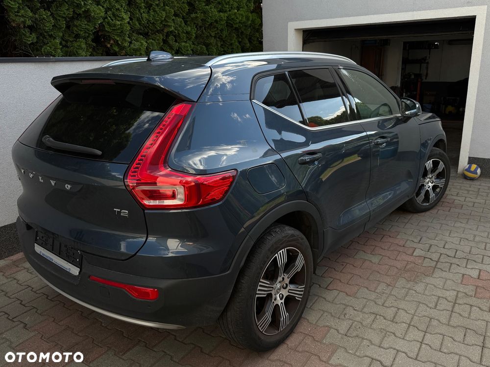Volvo XC 40 - 3