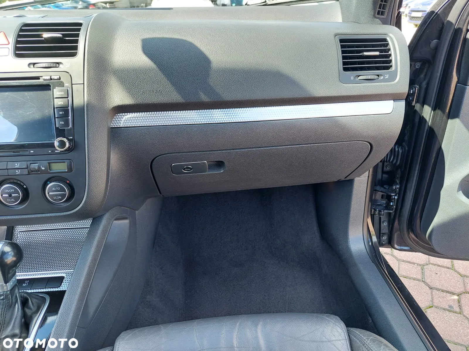 Volkswagen Golf V R32 DSG - 19