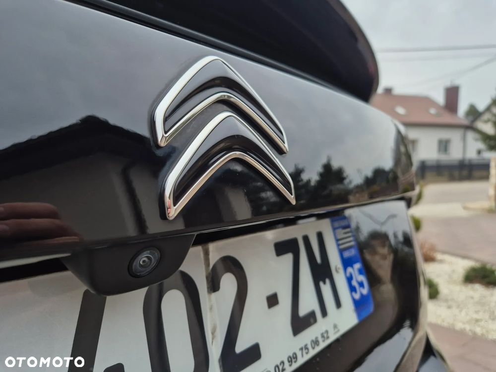 Citroën C4 BlueHDi 130 Stop&Start EAT8 SHINE - 32