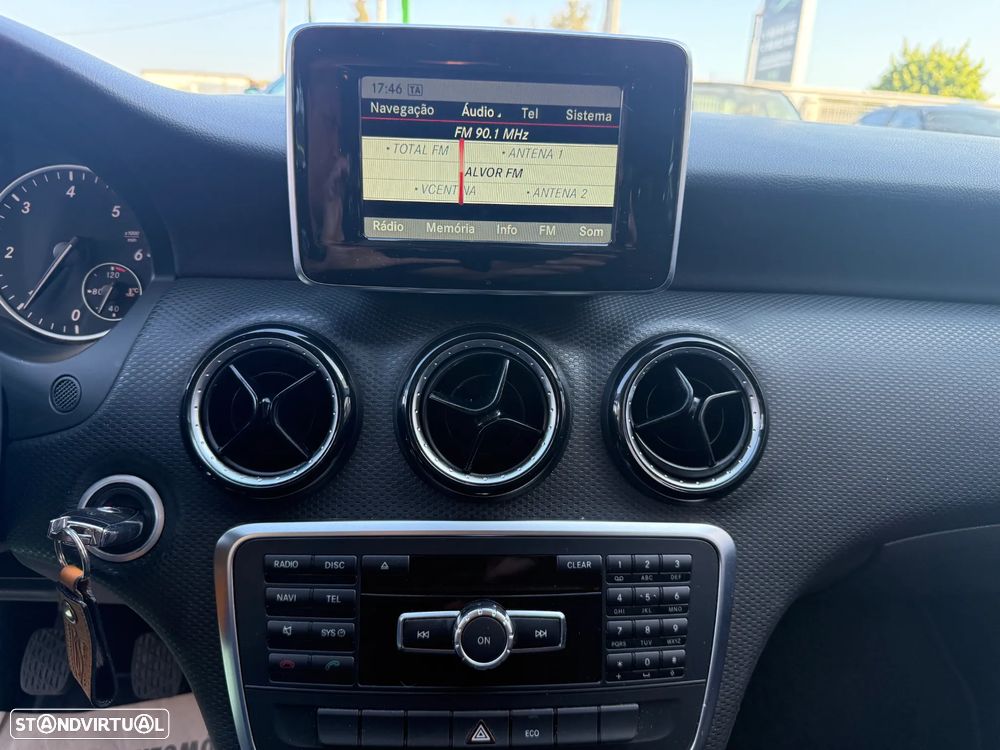 Mercedes-Benz A 180 CDI (BlueEFFICIENCY) - 30