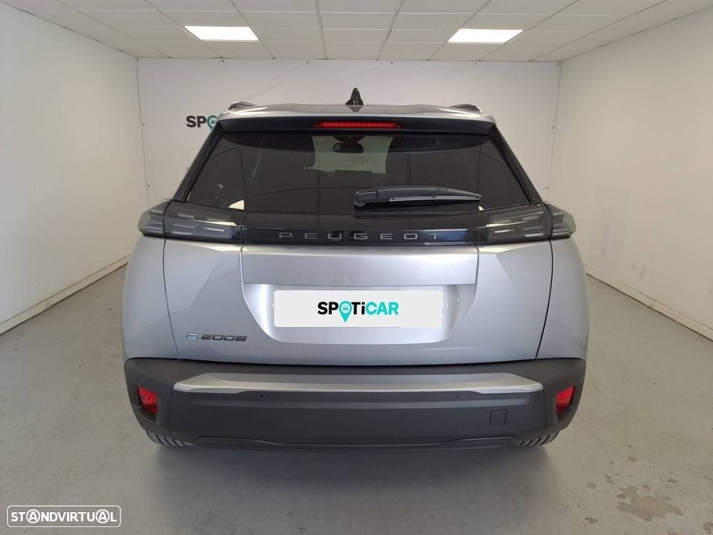 Peugeot e-2008 54 kWh Allure - 4