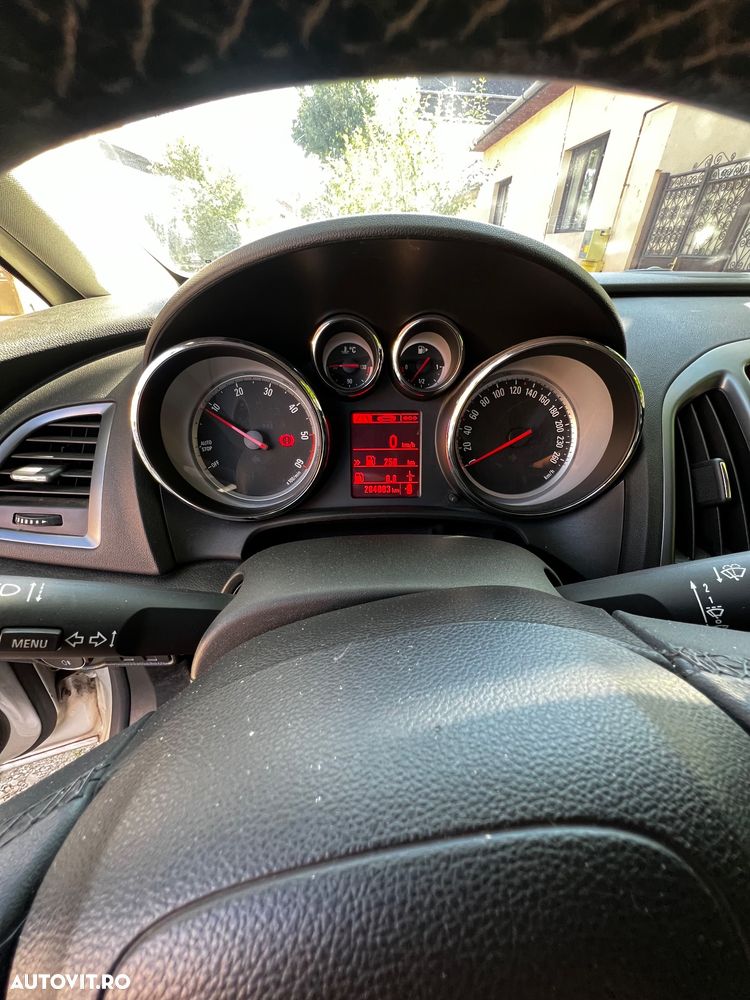 Opel Astra - 10