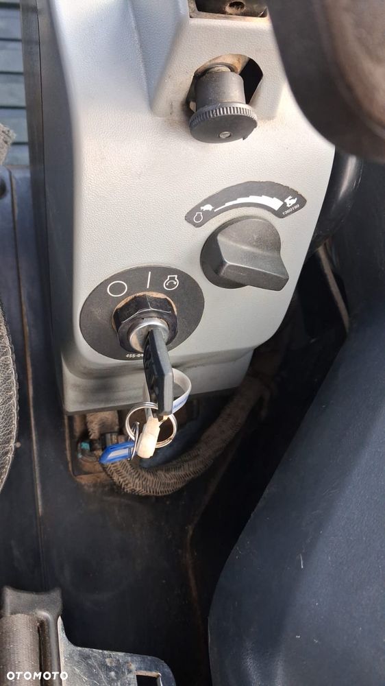 Caterpillar 305 - 23