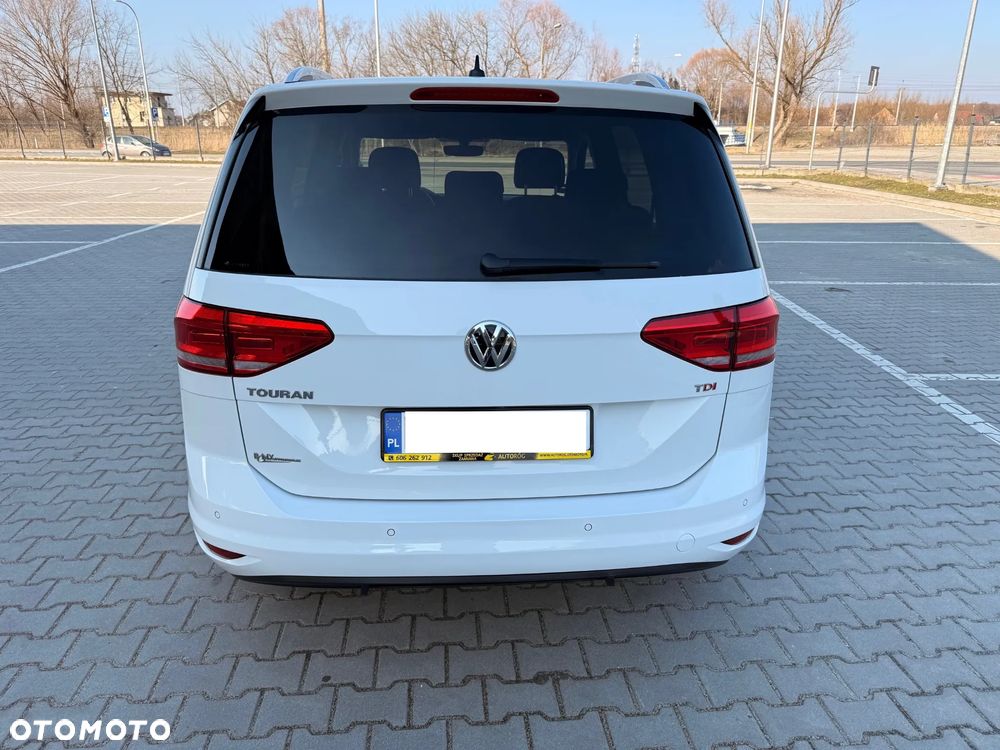 Volkswagen Touran 1.6 TDI SCR (BlueMotion Technology) DSG Trendline - 9