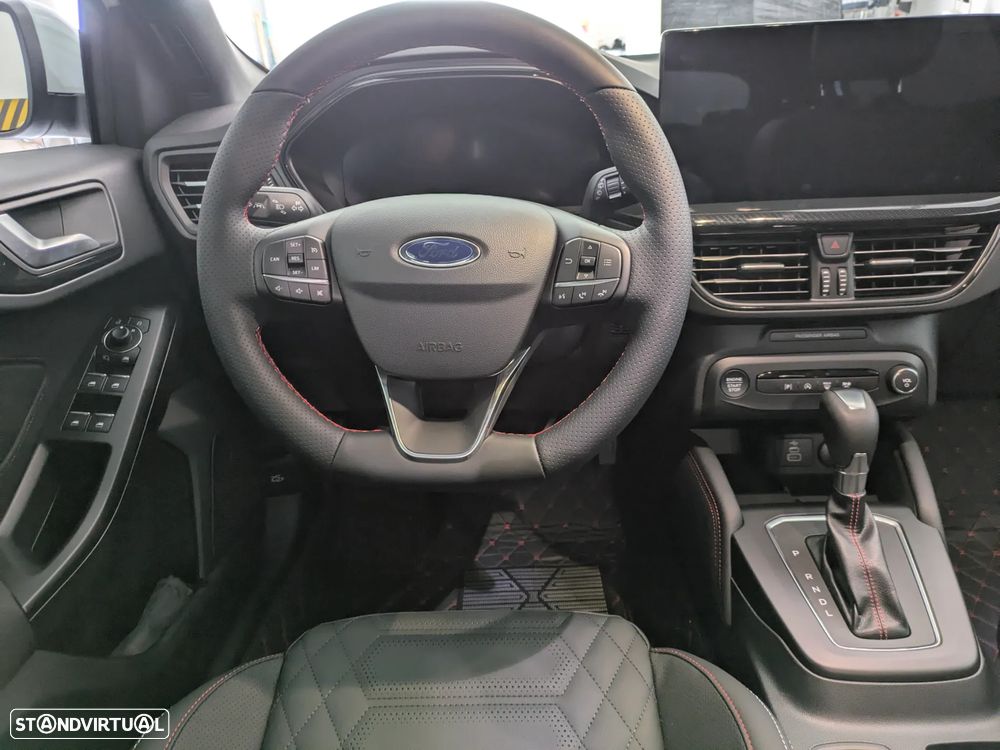 Ford Focus - 11