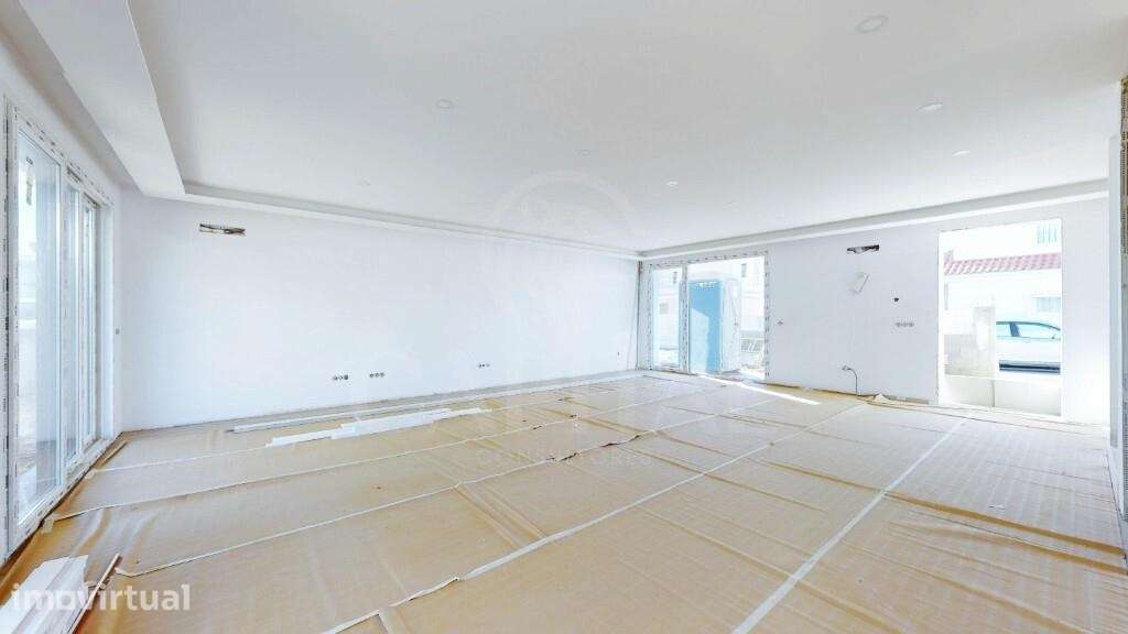 Moradia Nova V3 com Piscina – Pronta a Estrear – Abrunheira - Vista 5